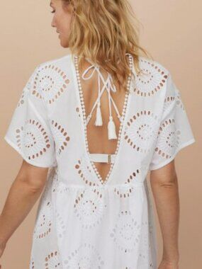 H&M eyelet embroidered cotton Tassel Swim Beach CoverUp White xs - s